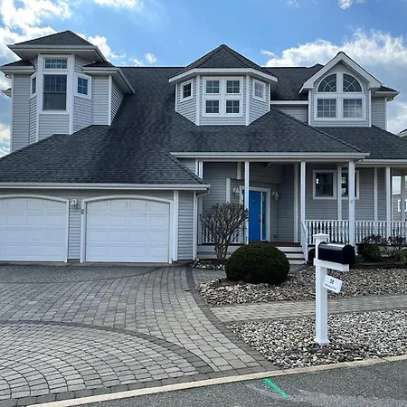 Beautiful Bay Front Home!